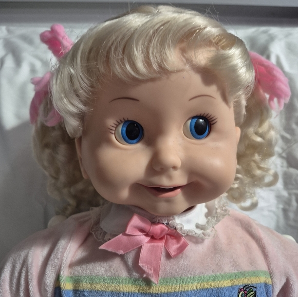 Vintage 1986 Talking Cricket Doll - Picture 3 of 7